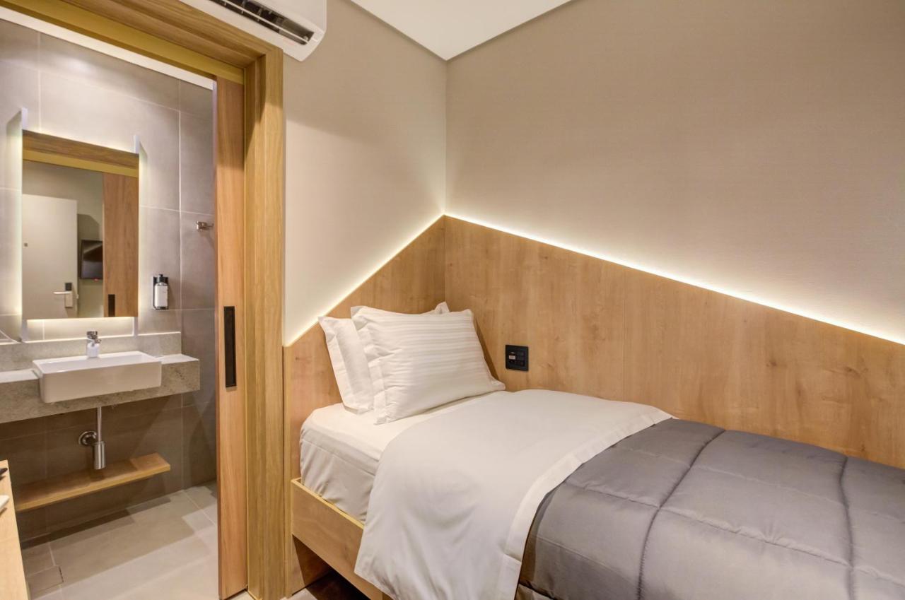 Fast Sleep Suites By Slaviero Hoteis - Hotel Dentro Do Aeroporto De Guarulhos - Terminal 2 - Desembarque Oeste Extérieur photo
